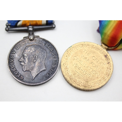 2385 - A WWI British medal pair presented to 9800 Spr. J. Mathie. R.E.