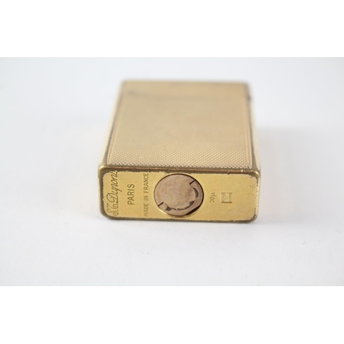 2389 - A vintage St. Dupont Paris gold plated cigarette lighter