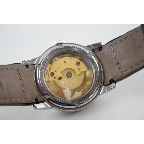 2262 - A Rotary automatic men's wristwatch