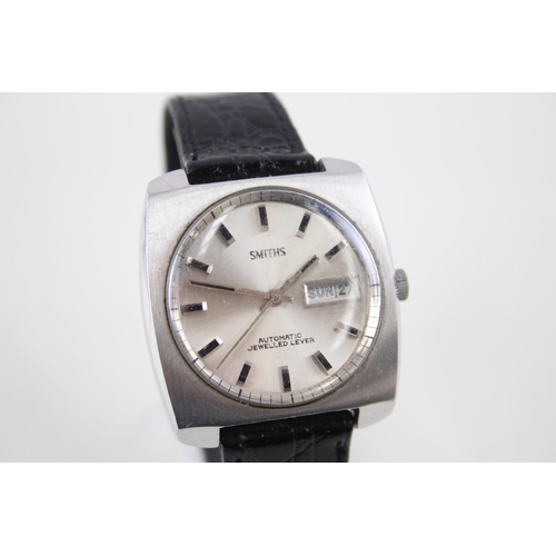 2271 - A Smiths automatic jewelled lever men's wristwatch