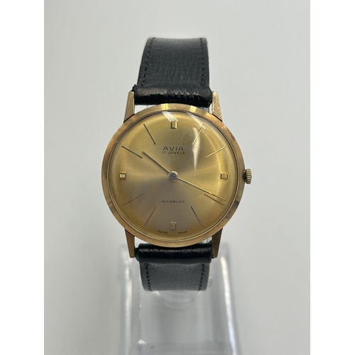 2290 - A mid 20th century boxed Avia 9ct gold cased hand wind men's wristwatch - approx. gross weight inclu... 