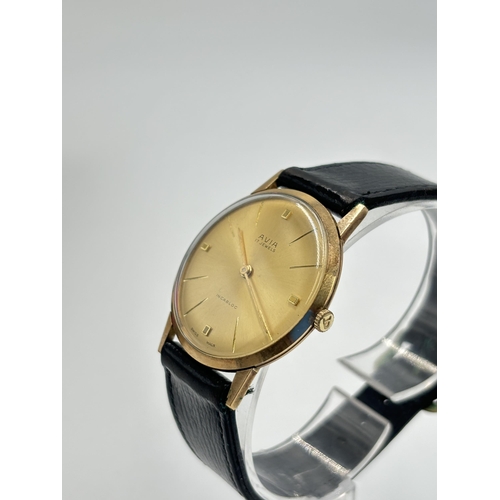 2290 - A mid 20th century boxed Avia 9ct gold cased hand wind men's wristwatch - approx. gross weight inclu... 