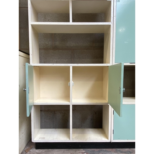 27 - A mid 20th century white, turquoise and orange painted three section shelving unit/room divider - ap... 