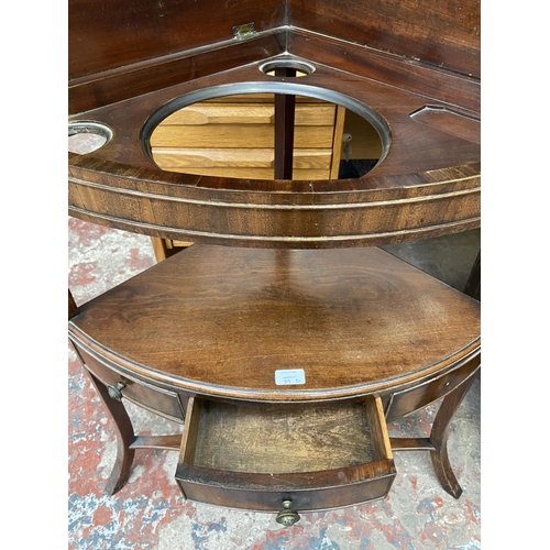 39D - A Georgian mahogany corner wash stand - approx. 131cm high when extended x 86cm high unextended x 70... 