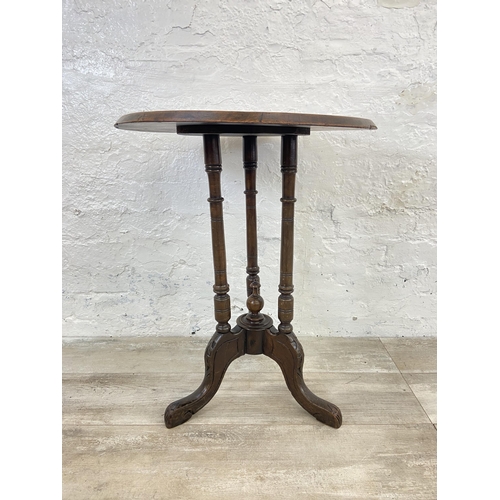 86 - A Victorian inlaid walnut circular tripod pedestal chess table - approx. 66cm high x 53cm diameter