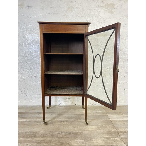 115 - An Edwardian inlaid mahogany display cabinet - approx. 99cm high x 49cm wide x 41cm deep