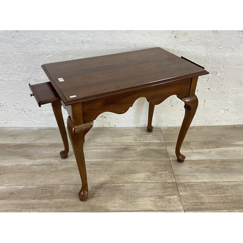 116 - A Georgian style cherry wood occasional table with two pull out trays - approx. 66cm high x 47cm wid... 