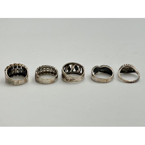 2244 - Five .925 silver dress rings - approx. gross weight 32g