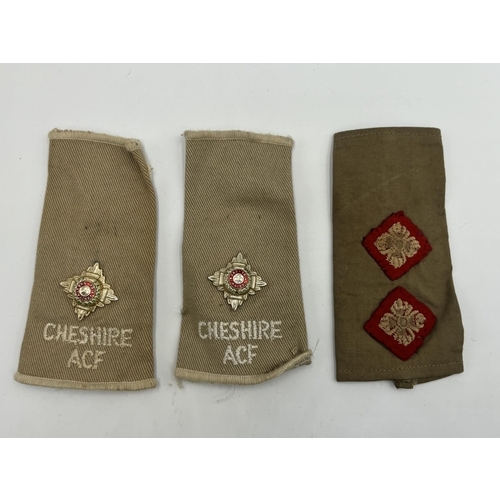 2387 - Ten military cloth patches and epaulettes to include Cheshire A.C.F. etc.