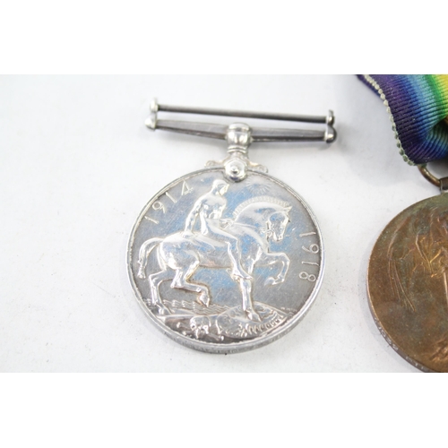 2401 - A WWI British medal pair presented to 17032 Pte. F. J. Langley Worc. R.