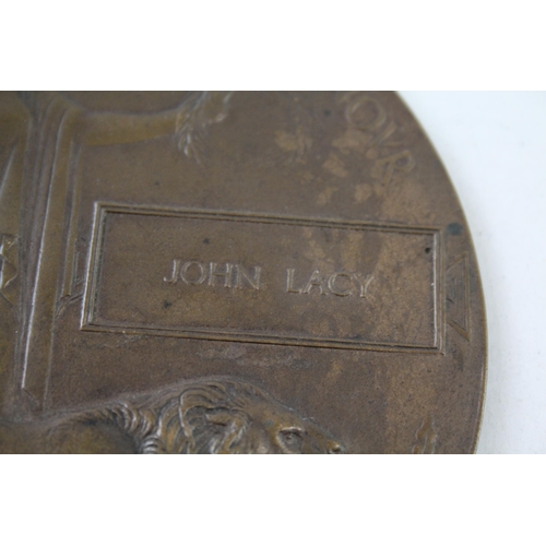 2422 - A WWI bronze memorial plaque presented to John Lacy