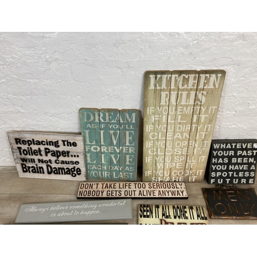 565 - A collection of vintage style wooden wall hanging signs