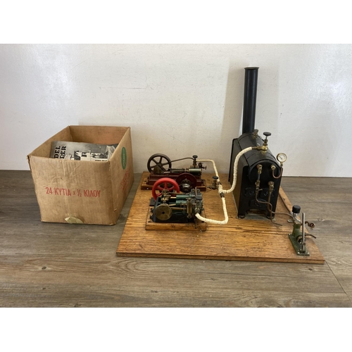 514 - A vintage Stuart Models live steam stationary plant with water boiler and brass gauge, Stuart Dynamo...