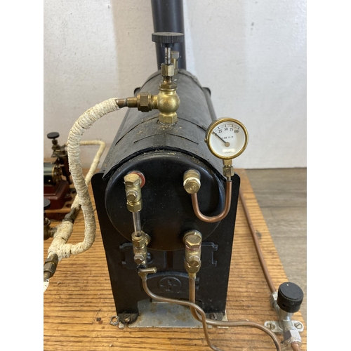 514 - A vintage Stuart Models live steam stationary plant with water boiler and brass gauge, Stuart Dynamo... 