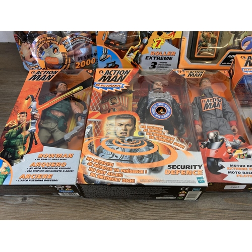 517 - Eight boxed Action man figurines and accessories to include Roller Extreme, Air Blast Attack, Motorb... 