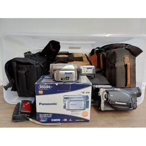 790 - A large box containing a collection of camcorders to include boxed Panasonic NV-GS75 Mini DV 3CCD 1.... 