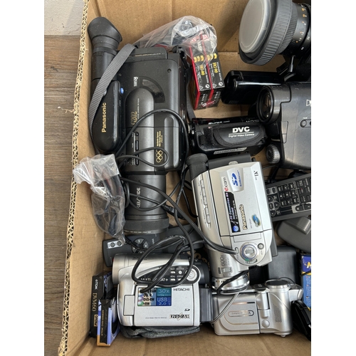 795 - A collection of camcorders to include Panasonic NV-GS17, NV-DS5, NV-DS1, NV-RX19, G202 VHS-C and NV-... 