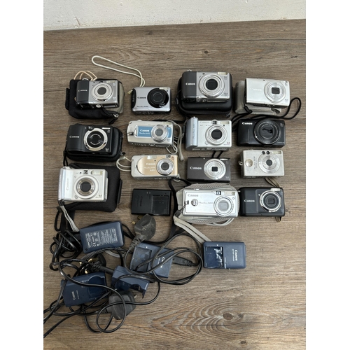 802 - A collection of Canon PowerShot compact digital cameras