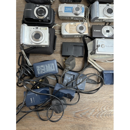 802 - A collection of Canon PowerShot compact digital cameras