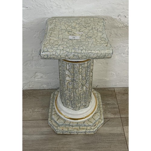 105 - A mid/late 20th century marble effect ceramic jardinière stand - approx. 49cm high