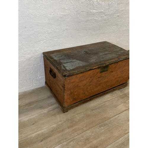 89 - Two 19th century pine blanket boxes - largest approx. 47cm high x 91cm wide x 50cm deep