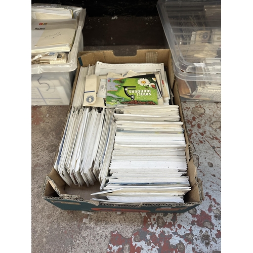 542 - Six boxes containing a large collection of first day covers and worldwide stamps