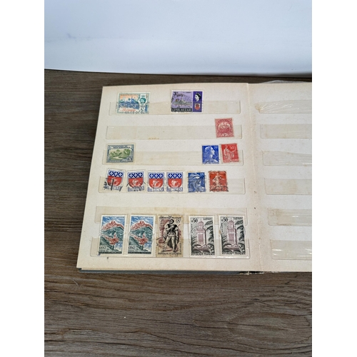 550 - A collection of worldwide stamps