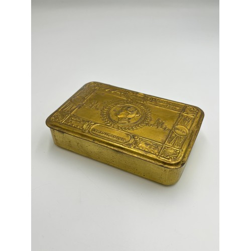 2428 - A WWI 1914 Princess Mary Christmas tin