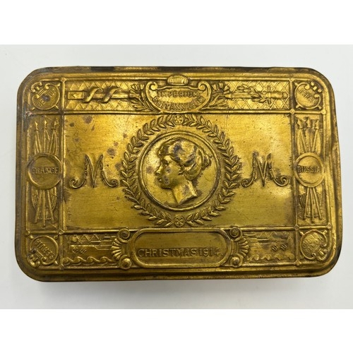 2428 - A WWI 1914 Princess Mary Christmas tin