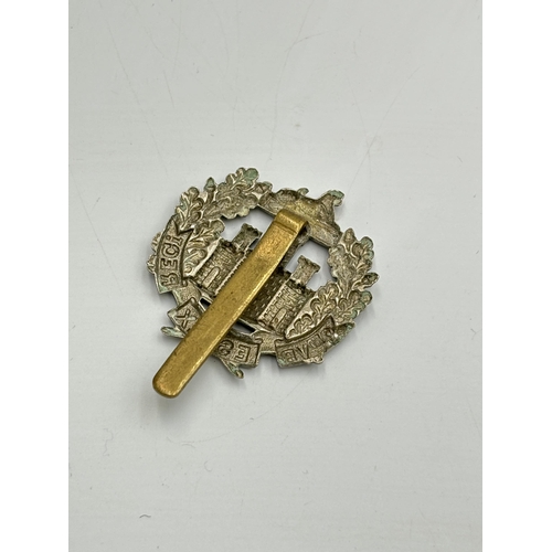 2329 - A 2nd Vol Battalion Essex Regiment cap badge