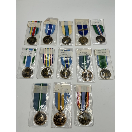 2349 - Thirteen United Nations military medals