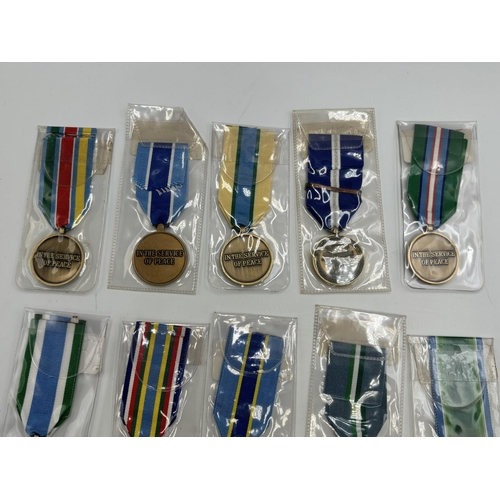 2349 - Thirteen United Nations military medals