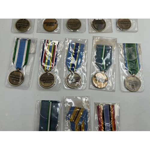 2349 - Thirteen United Nations military medals