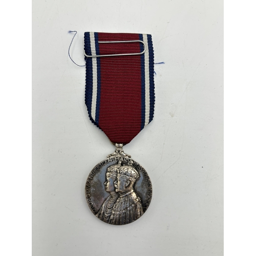 2357 - A 1910-1935 King George V Silver Jubilee medal