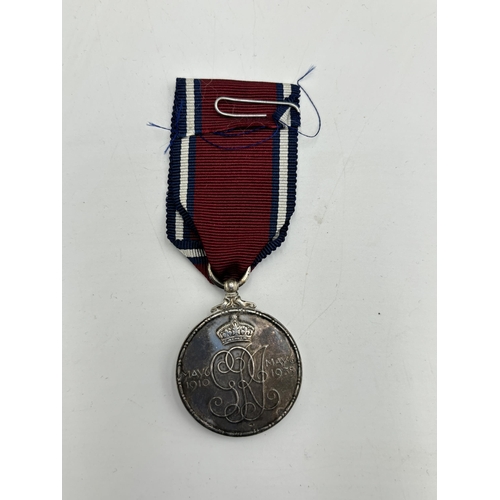 2357 - A 1910-1935 King George V Silver Jubilee medal