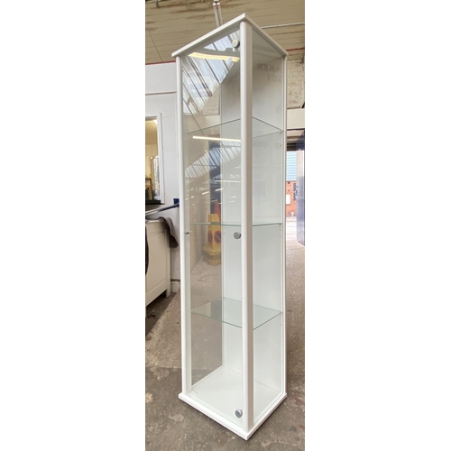 40A - A modern white laminate and glass display cabinet - approx. 171cm high x 42cm wide x 36cm deep