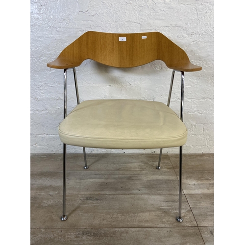 73 - A Robin Day style oak and chrome plated 675 chair - approx. 79cm high x 63cm wide x 50cm deep