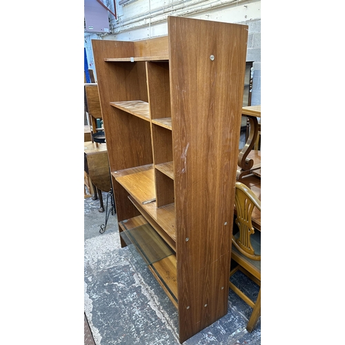 62 - A mid 20th century teak room divider - approx. 172cm high x 110cm wide x 37cm deep