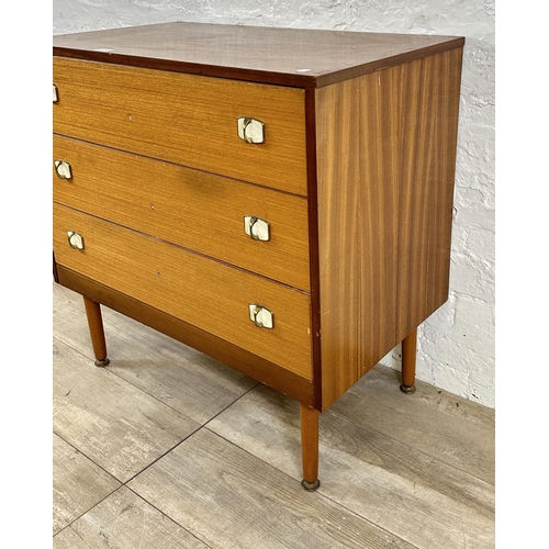 71 - A mid 20th century teak chest of drawers - approx. 75cm high x 76cm wide x 43cm deep