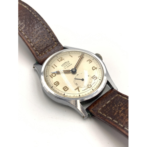 2128 - A Roamer Junior 17 jewels hand wind men's wristwatch