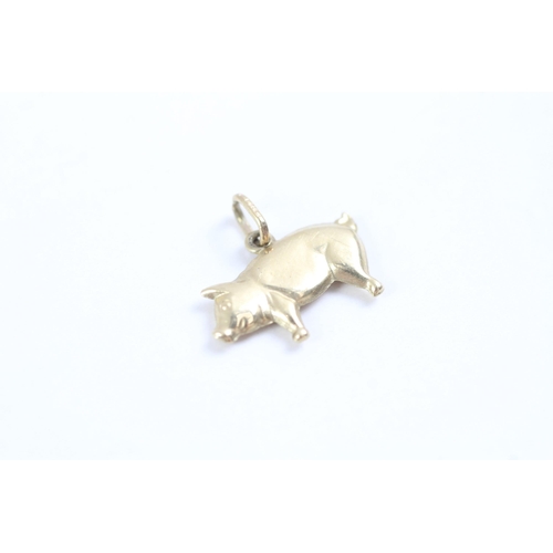 2007 - A 9ct gold lucky pig charm - approx. gross weight 0.4g