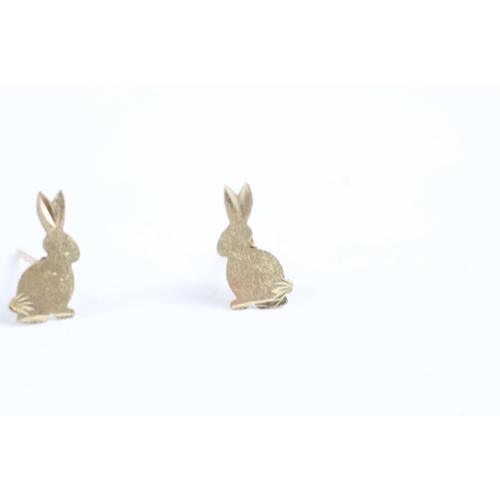 2009 - A pair of 9ct gold rabbit design stud earrings - approx. gross weight 0.3g