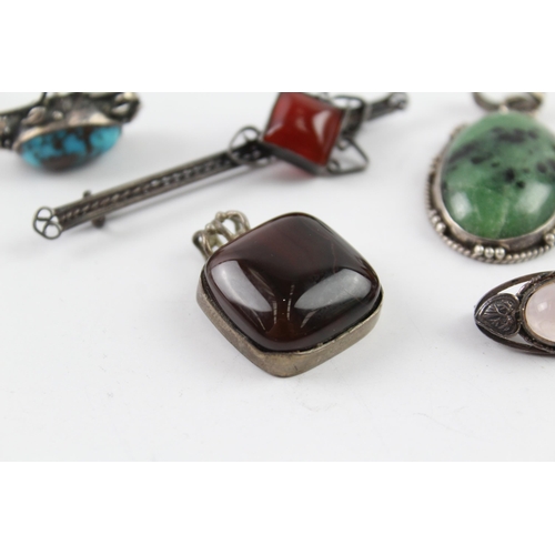 2039 - Six pieces of sterling silver gemstone jewellery to include turqoise pendant, turqoise ring, zoisite... 