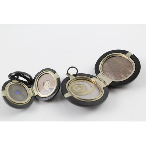 2063 - Two Victorian jet mourning lockets