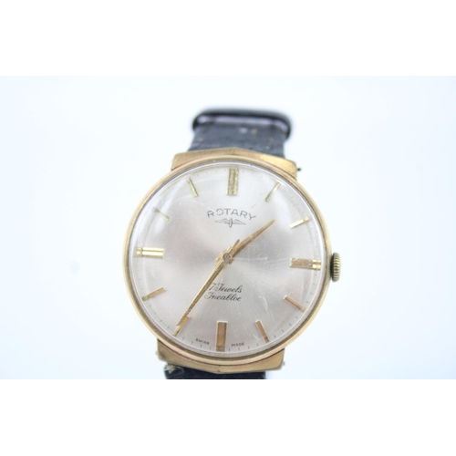 2105 - A Rotary gold tone hand wind men's wristwatch