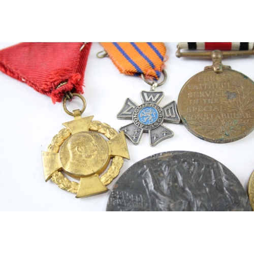 2233 - Ten mixed medals to include WWI R.M.S. Lusitania, G.V. & G.V.I Special Const. etc