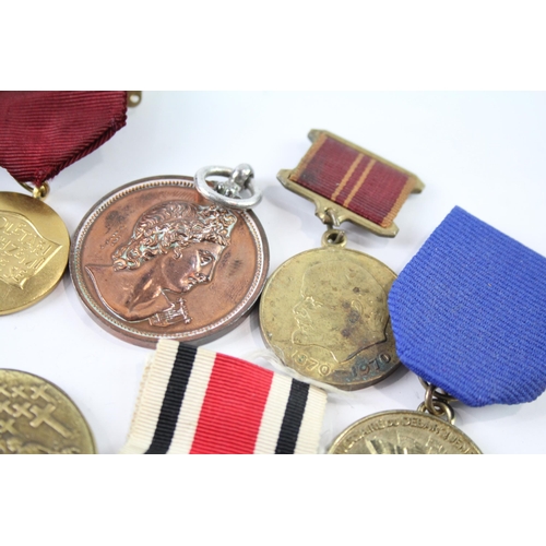 2233 - Ten mixed medals to include WWI R.M.S. Lusitania, G.V. & G.V.I Special Const. etc