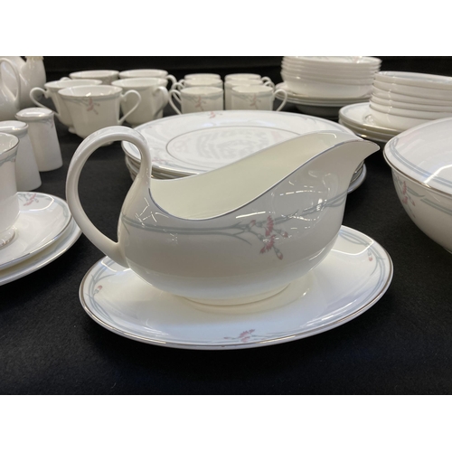 330 - Approx. eighty two pieces of Royal Doulton Carnation bone china to include six tea cups and saucers,... 