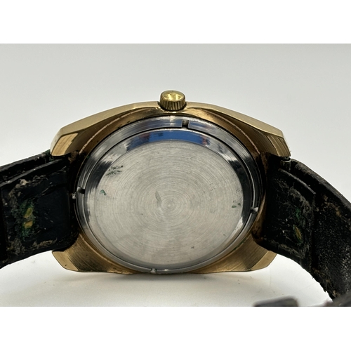 2129 - A 1970s Sekonda 30 jewels automatic gold plated wristwatch