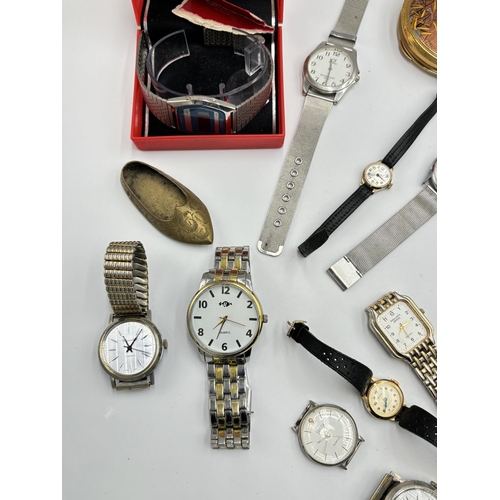 2133 - A collection of mid 20th century and later timepieces to include Sekonda quartz wristwatch, two Chan... 